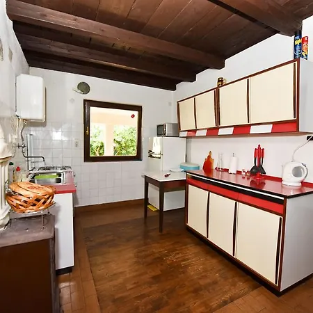 House Andruza Holiday home Mandre