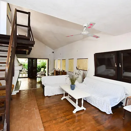 House Andruza Mandre