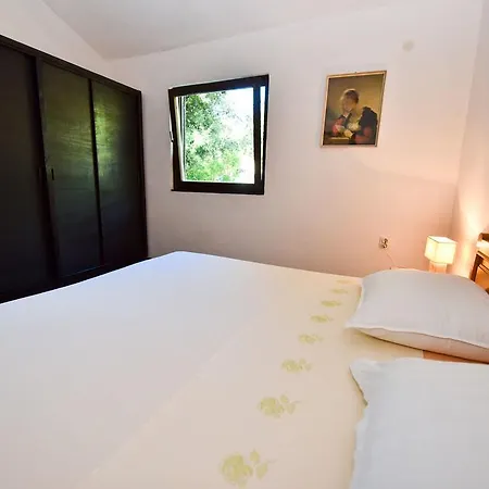 House Andruza Holiday home *